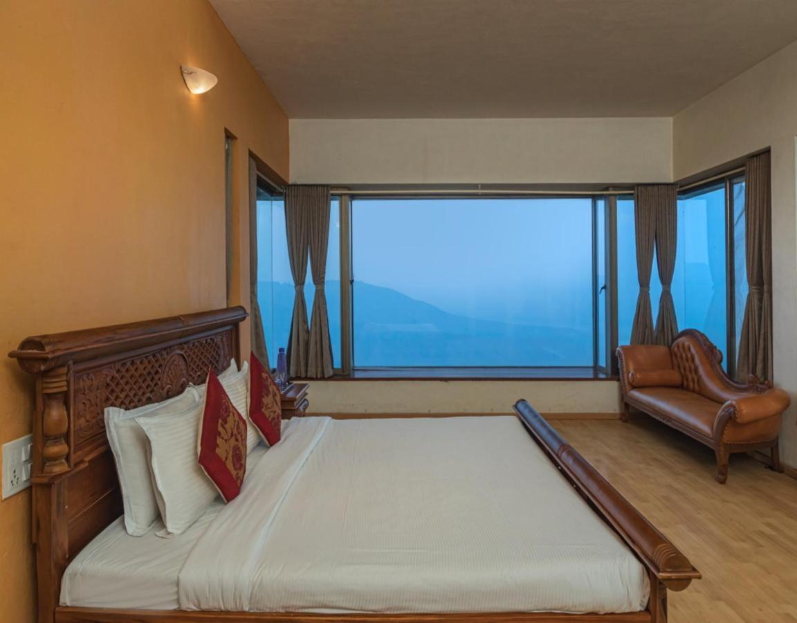 Saffronstays Aurelia, Panchgani - Balinese Villa With Breathtaking Valley Views Extérieur photo