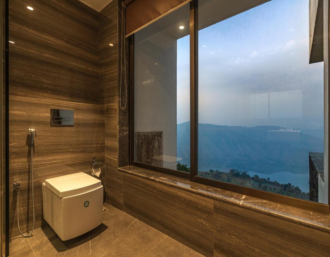 Saffronstays Aurelia, Panchgani - Balinese Villa With Breathtaking Valley Views Extérieur photo