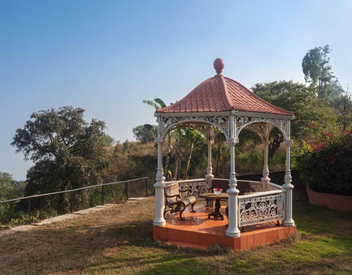 Saffronstays Aurelia, Panchgani - Balinese Villa With Breathtaking Valley Views Extérieur photo